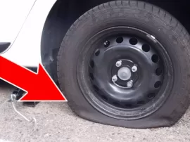 Consejos para pinchar una rueda de coche de forma discreta