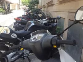 Conoce las nuevas normativas: las motos pueden aparcar en zona azul