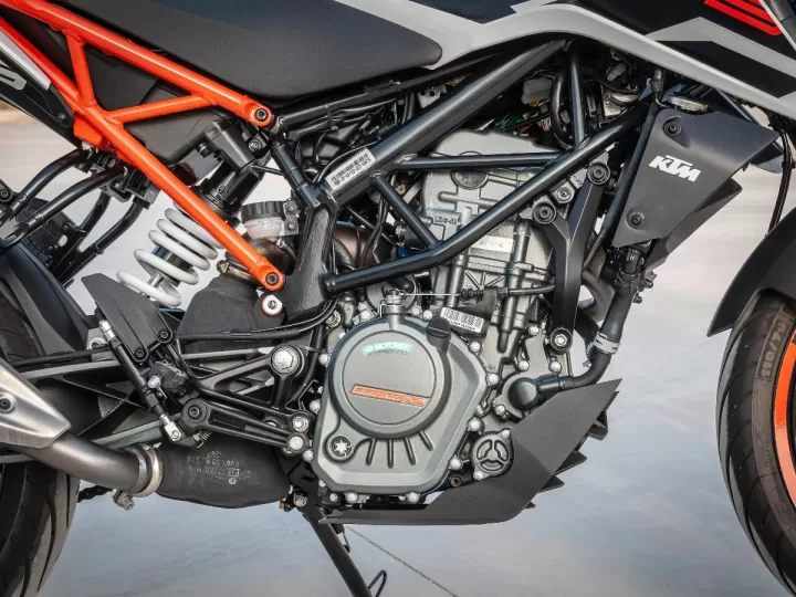 ktm duke 125 2023