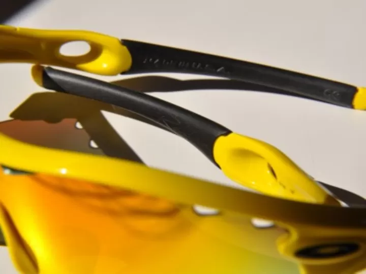 oakley ejector