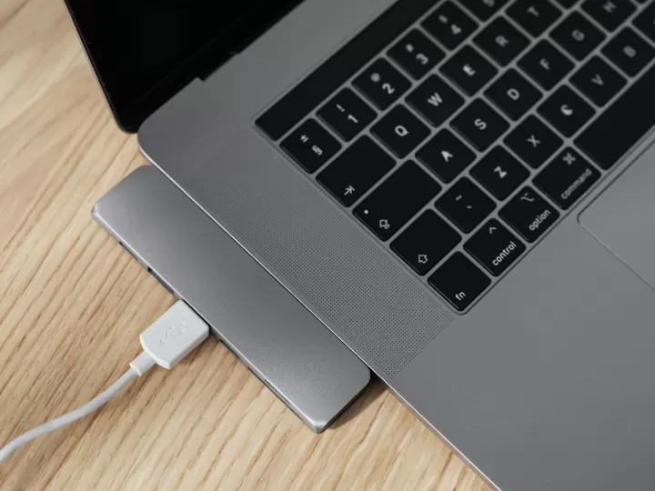 toma usb moto