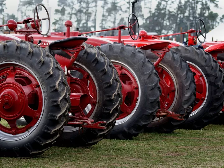 tractor ford