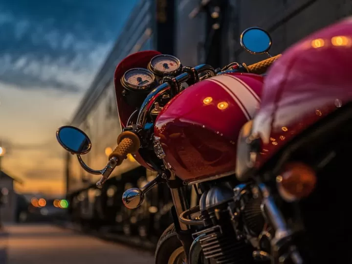 triumph daytona 675r